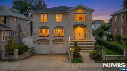 126 Edgewater Rd, Cliffside Park, NJ 07010