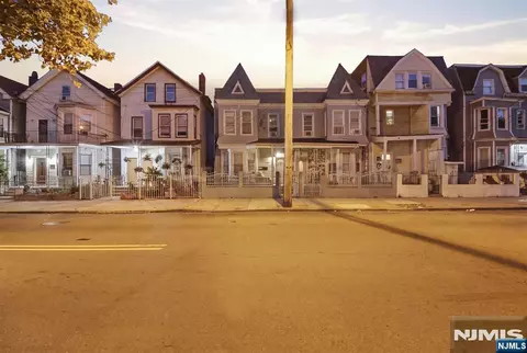 337 Summer Ave, Newark, NJ 07104