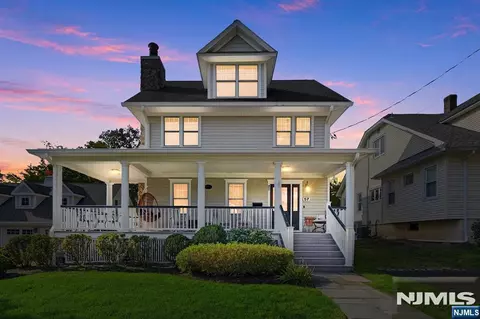 57 Vreeland Ave, Midland Park, NJ 07432