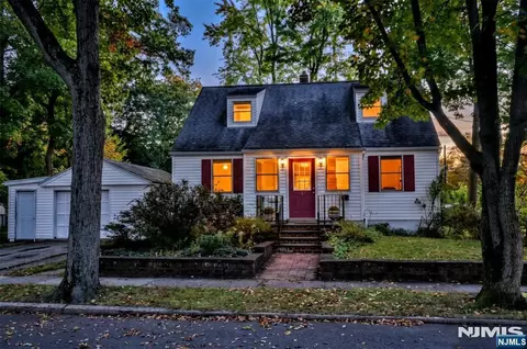 1 Newark Ave, Westwood, NJ 07675