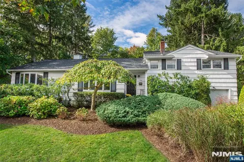 246 Fairmount Ave, Glen Rock, NJ 07452