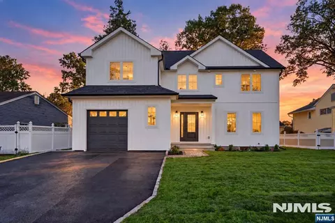 93 Highland Ave, Emerson, NJ 07630
