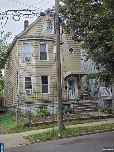 11 Caroline Ave, Clifton, NJ 07011