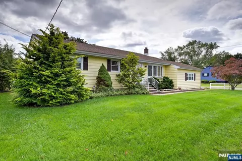 129 Irvington Ave, Somerset, NJ 08873