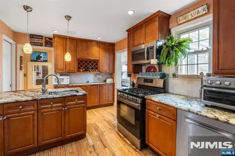 Kitchen - 81 Grayson Pl, Teaneck, NJ 07666 photo 1 of 3