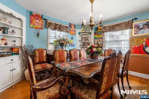 Dining - 81 Grayson Pl, Teaneck, NJ 07666 photo 2 of 2