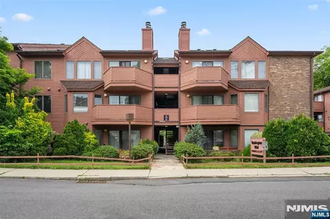 216 Washington Ave # A, Fort Lee, NJ 07024