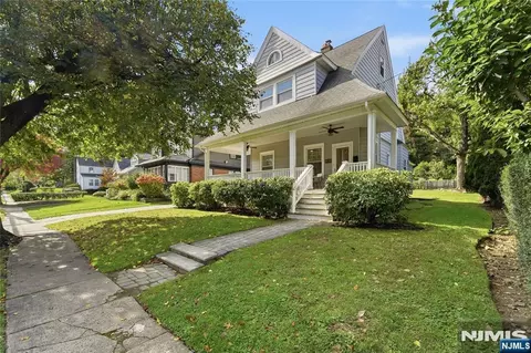 38 Forest Ave, Verona, NJ 07044