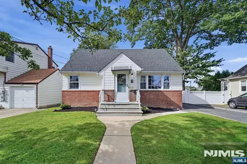 50 Elizabeth Ave, Elmwood Park, NJ 07407
