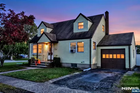 1-02 Hopper Ave, Fair Lawn, NJ 07410