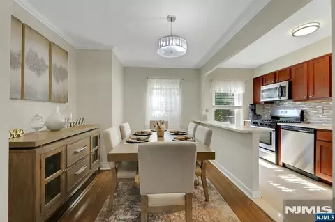 Dining - 241 Johnson Ave #N4, Hackensack, NJ 07601 photo 1 of 4