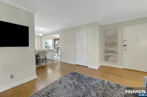 Living - 241 Johnson Ave #N4, Hackensack, NJ 07601 photo 2 of 3