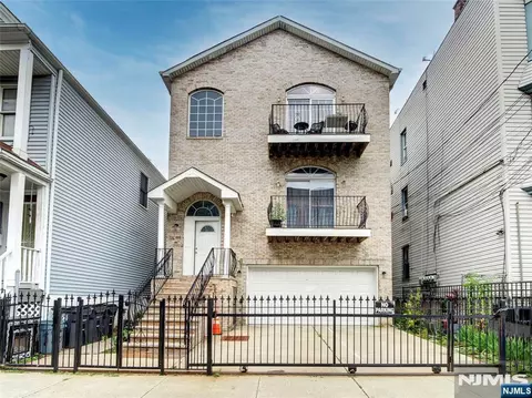 114-116 2nd St, Newark, NJ 07107