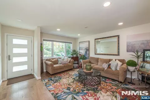 Other - 32 Bowfell Ct, Wayne, NJ 07470 photo 1 of 10
