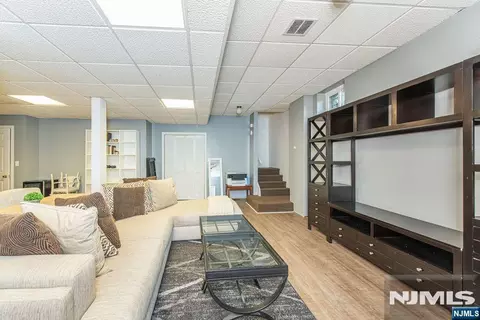 Other - 32 Bowfell Ct, Wayne, NJ 07470 photo 8 of 10