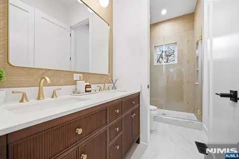 Bath - 38 Willow St, Millburn, NJ 07041 photo 1 of 3