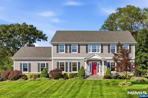 31 Graham Ave # B, North Haledon, NJ 07508