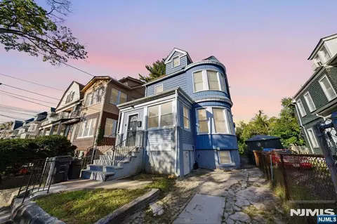 27 Richelieu Ter, Newark, NJ 07106