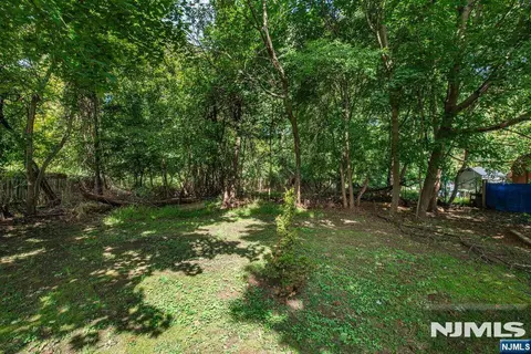 Exterior - 184 Fairfield Rd, Wayne, NJ 07470 photo 4 of 4