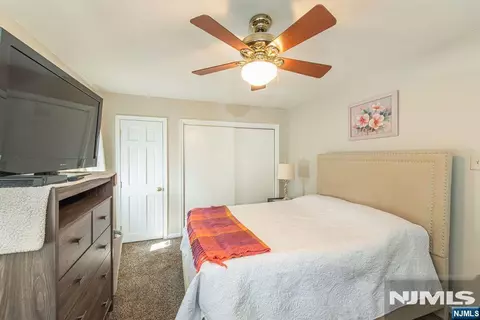 Bedroom - 184 Fairfield Rd, Wayne, NJ 07470 photo 2 of 2