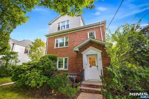 50 Maple St, Bloomfield, NJ 07003