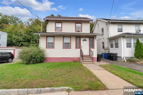 129 Ball St, Irvington, NJ 07111