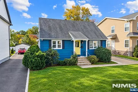 49 Warren St, Clifton, NJ 07013