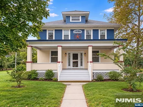 176 Washington Rd, Sayreville, NJ 08872