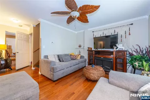 194-196 Pearl St, Paterson, NJ 07501