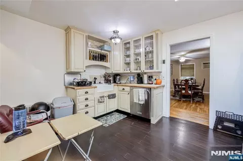 Kitchen - 343 Forest Ave, Paramus, NJ 07652 photo 1 of 2