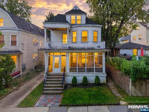 448 17th Ave, Paterson, NJ 07504