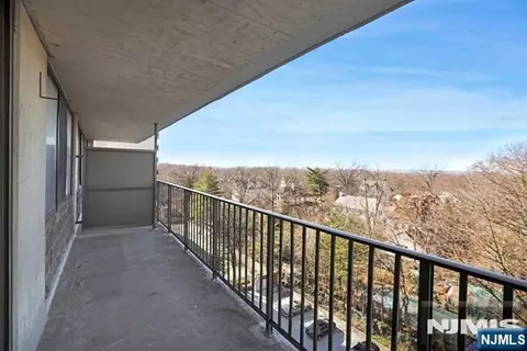 Exterior - 277 Prospect Ave #7H, Hackensack, NJ 07601 photo 1 of 2