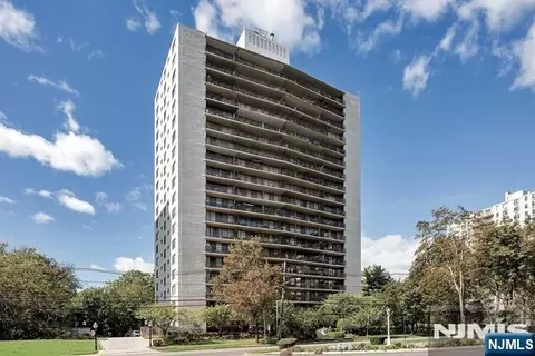 277 Prospect Ave #7H, Hackensack, NJ 07601