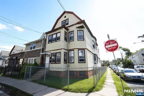 86 Stuyvesant Ave, Newark, NJ 07106