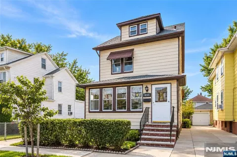 8315 4th Ave, North Bergen, NJ 07047