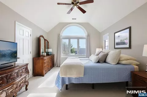 Bedroom - 22 Dowitcher Ct, Wayne, NJ 07470 photo 2 of 5