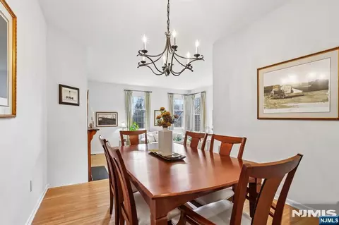 Dining - 22 Dowitcher Ct, Wayne, NJ 07470 photo 3 of 3