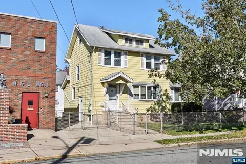44 Garden St, Ridgefield Park, NJ 07660