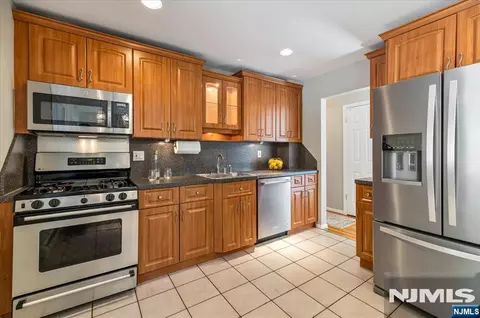 Kitchen - 52 Crescent Rd, Wanaque, NJ 07465 photo 1 of 1