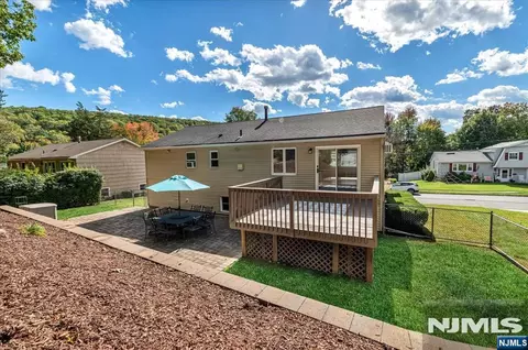 Exterior - 52 Crescent Rd, Wanaque, NJ 07465 photo 5 of 5