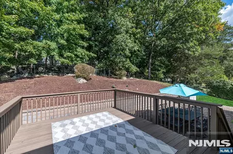 Exterior - 52 Crescent Rd, Wanaque, NJ 07465 photo 3 of 5