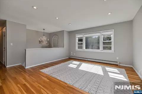 Living - 52 Crescent Rd, Wanaque, NJ 07465 photo 1 of 5