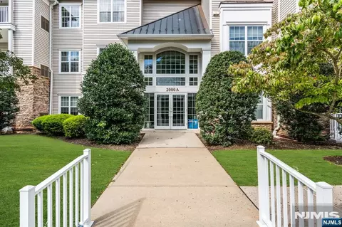 2304 Conrad Way, Somerset, NJ 08873