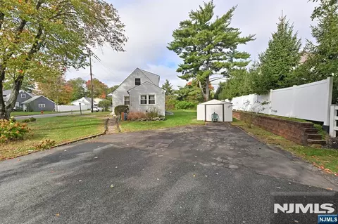 Exterior - 1 Second Ave, Haskell, NJ 07420 photo 4 of 8