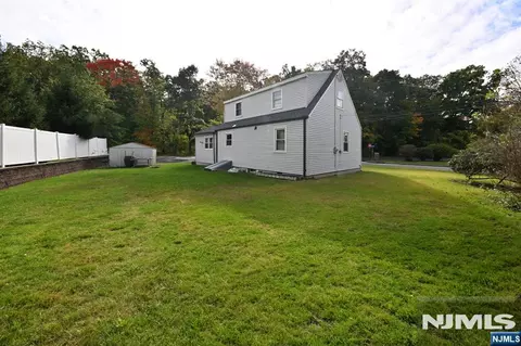 Exterior - 1 Second Ave, Haskell, NJ 07420 photo 7 of 8