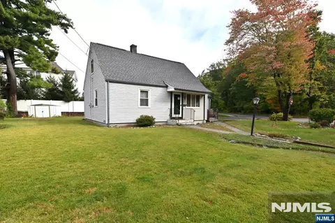 Exterior - 1 Second Ave, Haskell, NJ 07420 photo 3 of 8