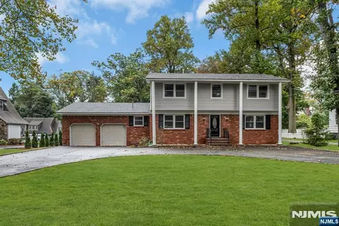 300 Tremont Ave, Orange, NJ 07050