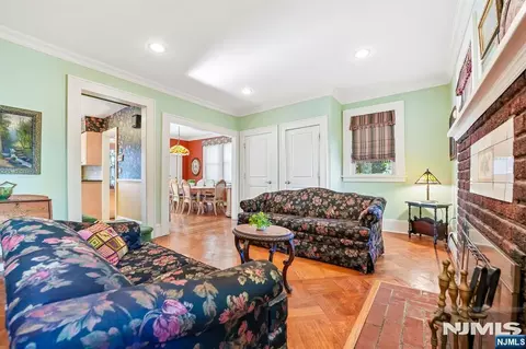 Living - 76 Summit, Hackensack, NJ 07601 photo 2 of 7