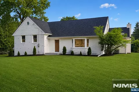 183 Jefferson Ave, Emerson, NJ 07630