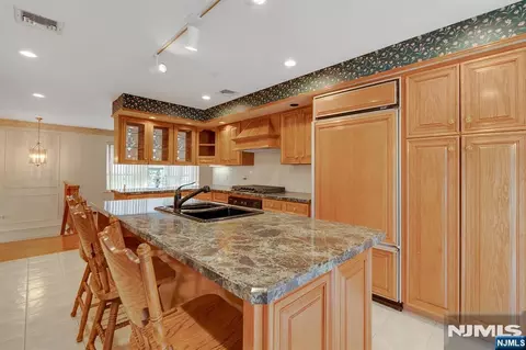 Kitchen - 32 Clinton Ln, Wayne, NJ 07470 photo 1 of 3